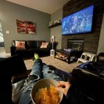 ゲームしたり映画見たりさせてもらいました